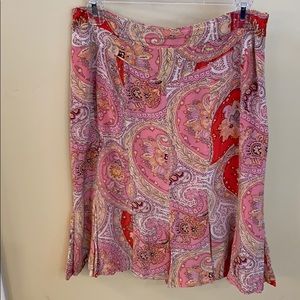 Pastel flowery skirt